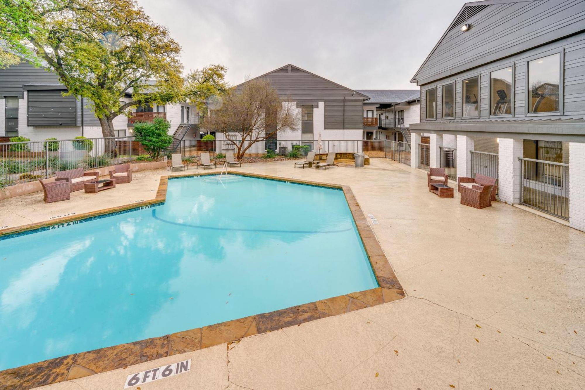 With Pool Access, 10 Mi To Downtown *